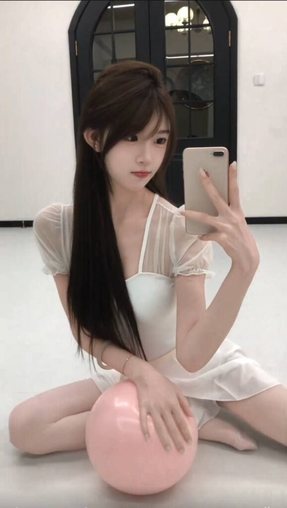 hjkkfkklllhmklkoo Telegram media